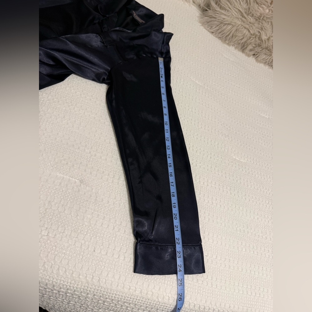 Roundtree & Yorke Charcoal Sleepwear - Picture 9 of 14